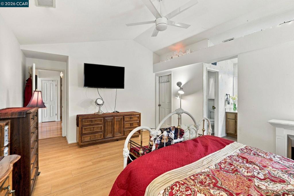 330 Aguilar Pl Property Photo 24