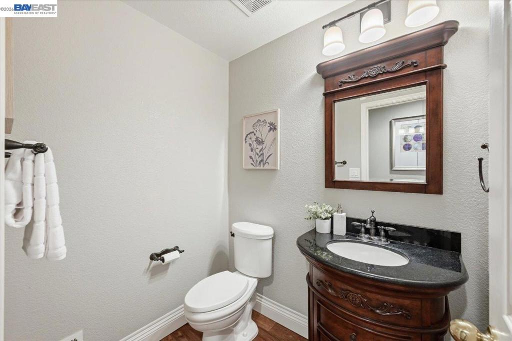 604 Sycamore Ct Property Photo 33