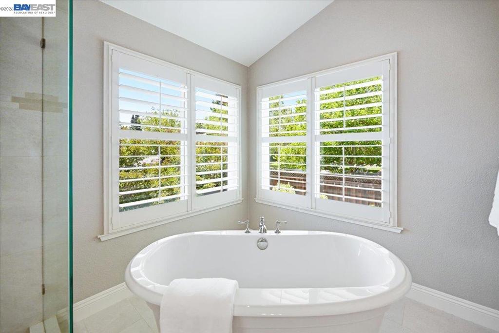 604 Sycamore Ct Property Photo 45
