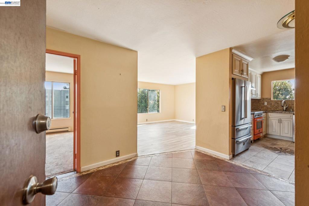 455 Crescent St 202 Property Photo 7