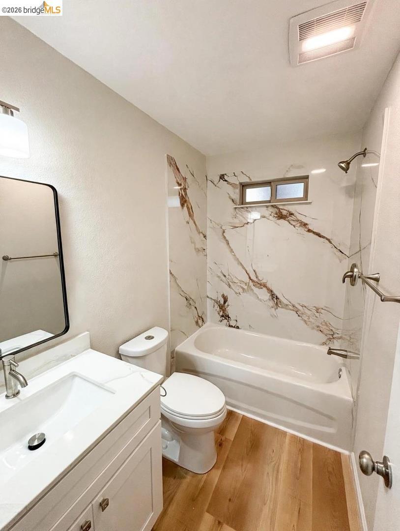 17892 Good Shepherd Dr Property Photo 11