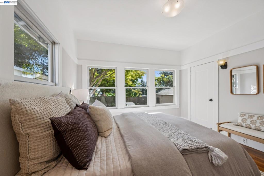 1621 Wellington St Property Photo 37