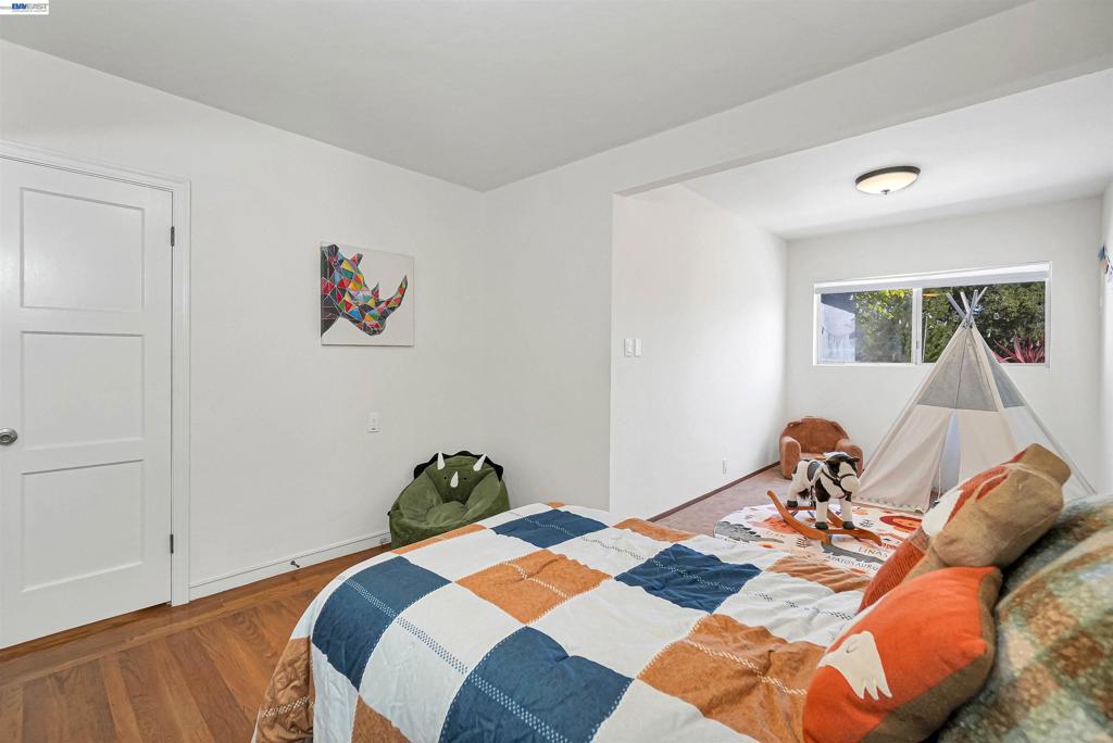 1620 East Ave Property Photo 34