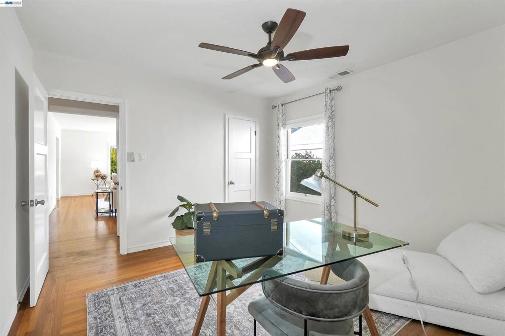 1620 East Ave Property Photo 35