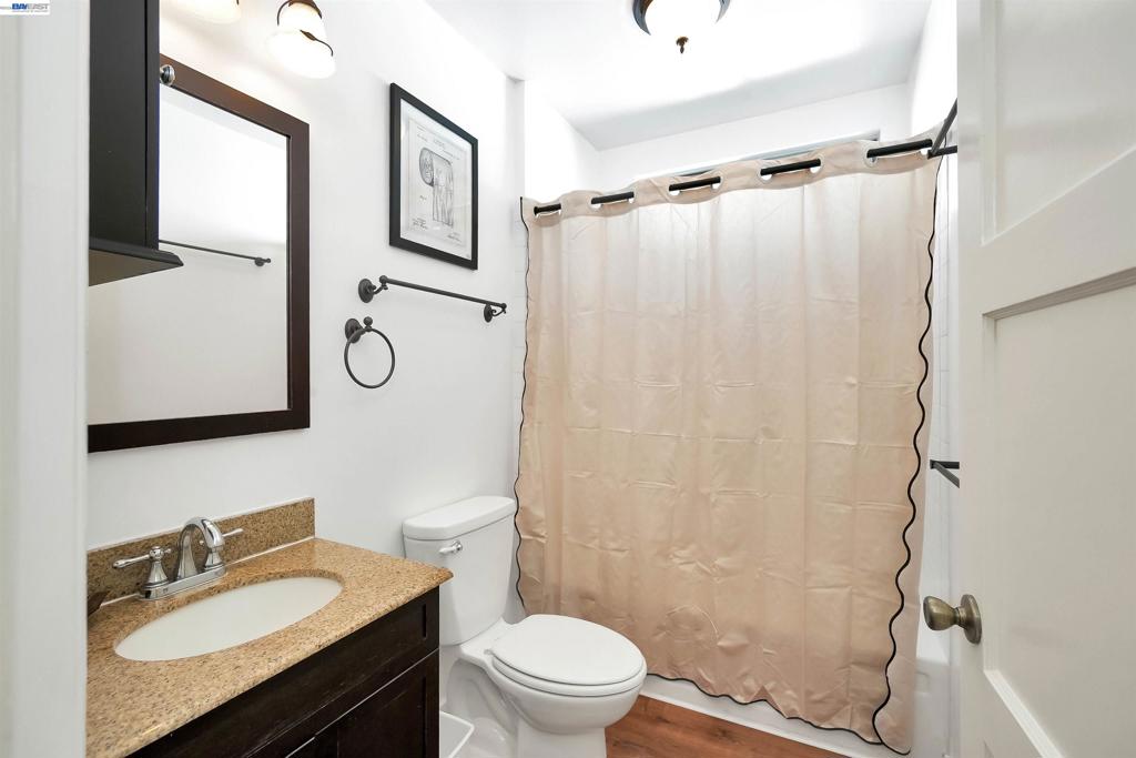 1620 East Ave Property Photo 61