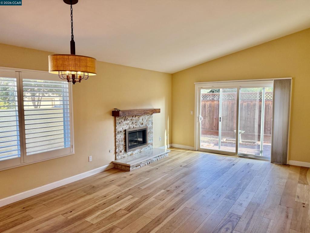 5301 Concerto Circle Property Photo 3