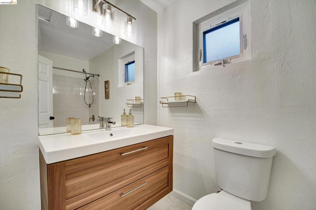 2515 Oliver Ave Property Photo 18