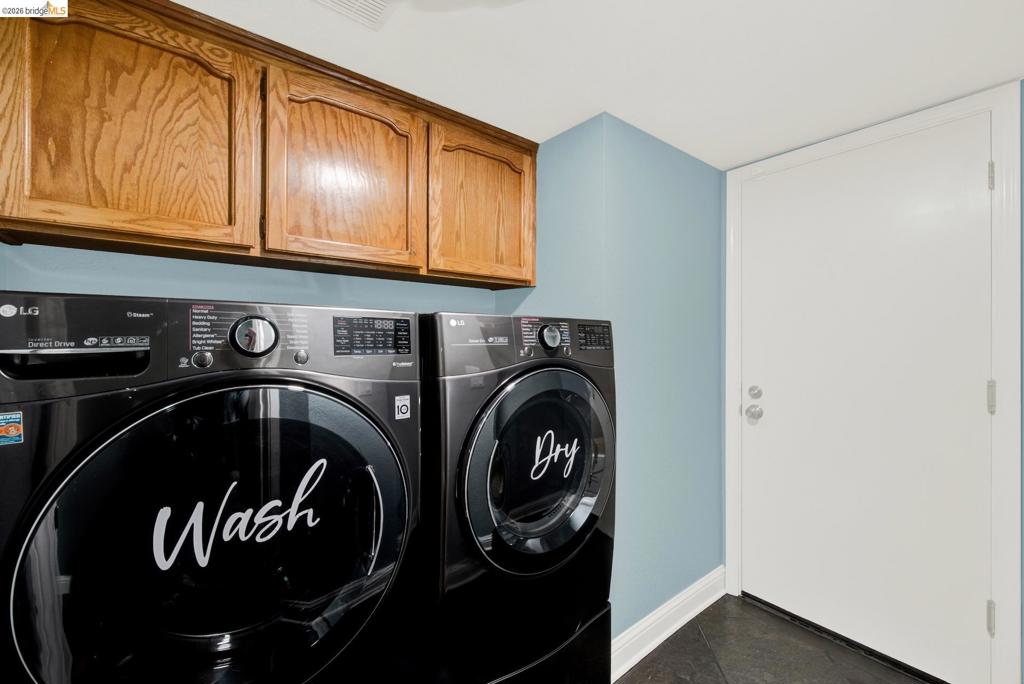 1637 N Clear Creek Place Property Photo 21
