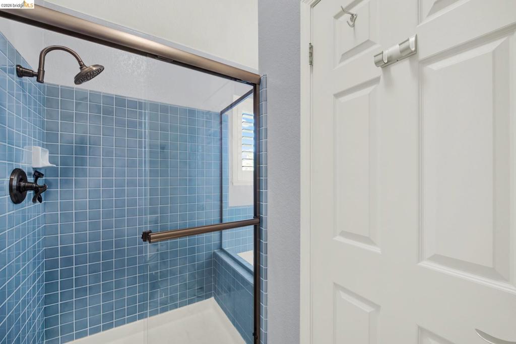 1637 N Clear Creek Place Property Photo 29