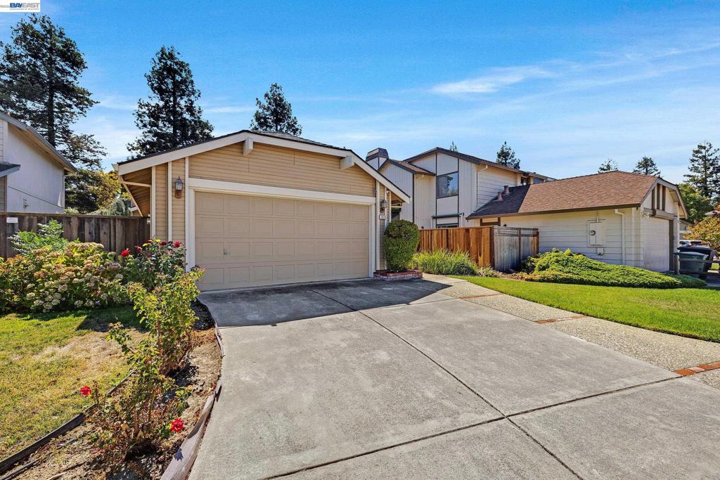 1816 Sinclair Dr Property Photo 2