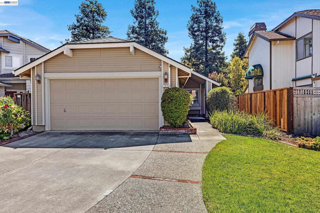 1816 Sinclair Dr Property Photo 3