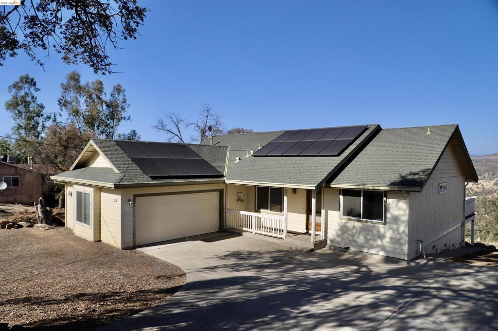 3737 Signal Hill Property Photo 1