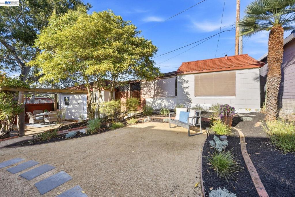 1384 Graff Avenue Property Photo 20