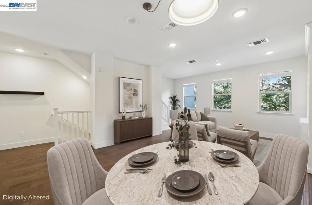 457 Diller Street Property Photo 11