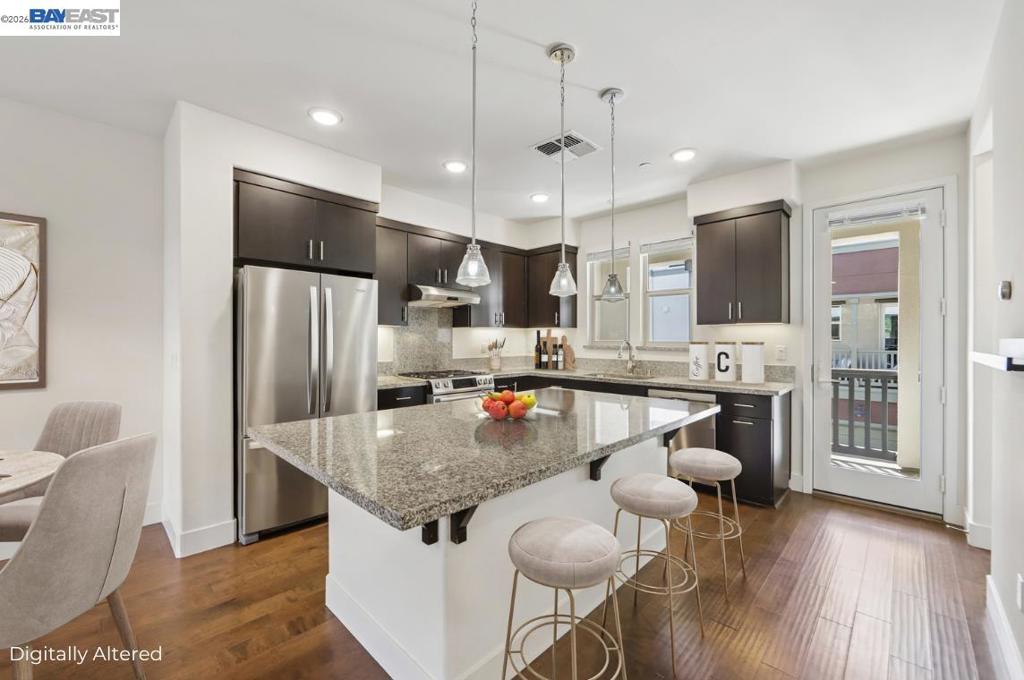 457 Diller Street Property Photo 13