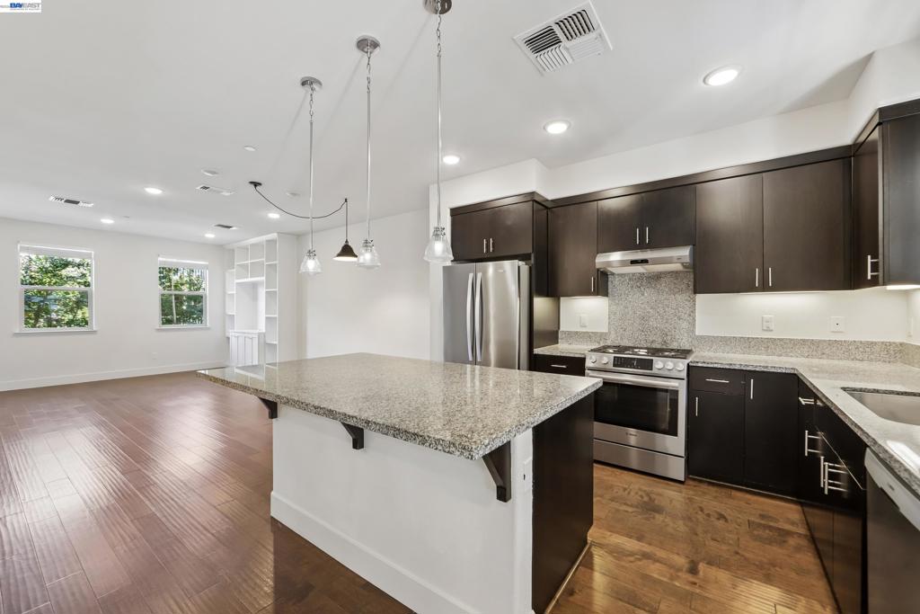 457 Diller Street Property Photo 17