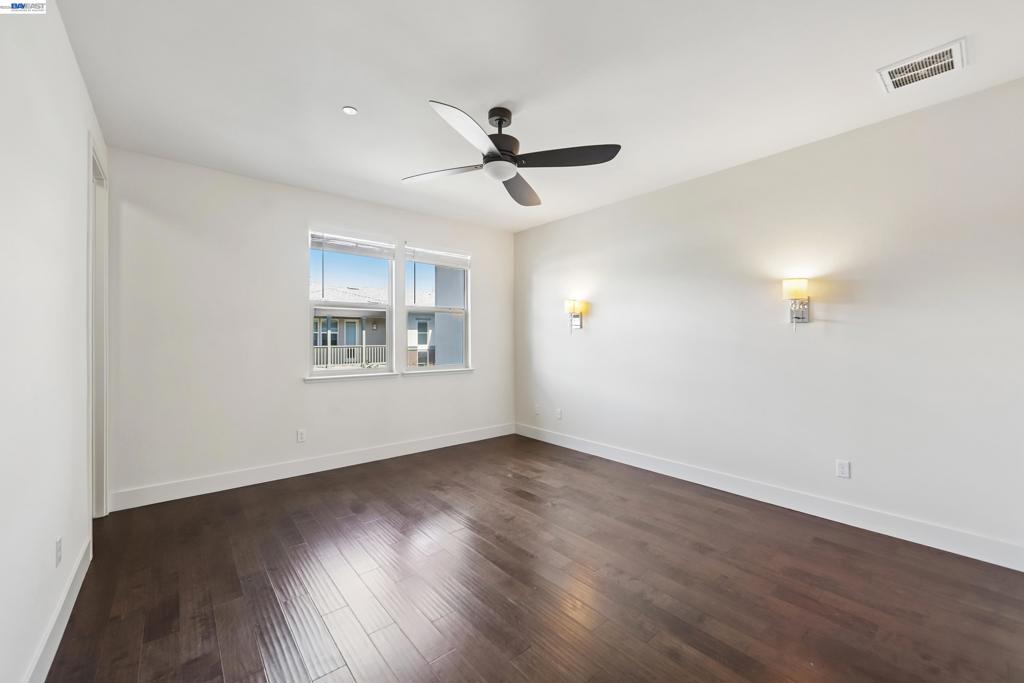 457 Diller Street Property Photo 27