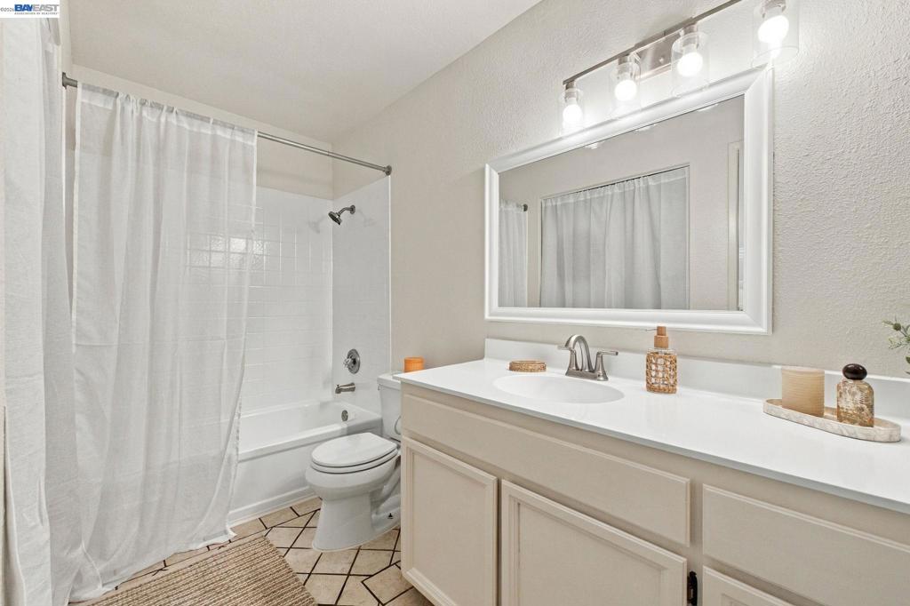 6254 Joaquin Murieta Ave H Property Photo 12