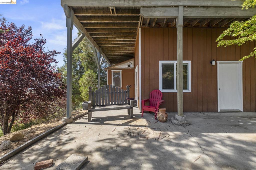 20165 Eastview Dr Property Photo 25