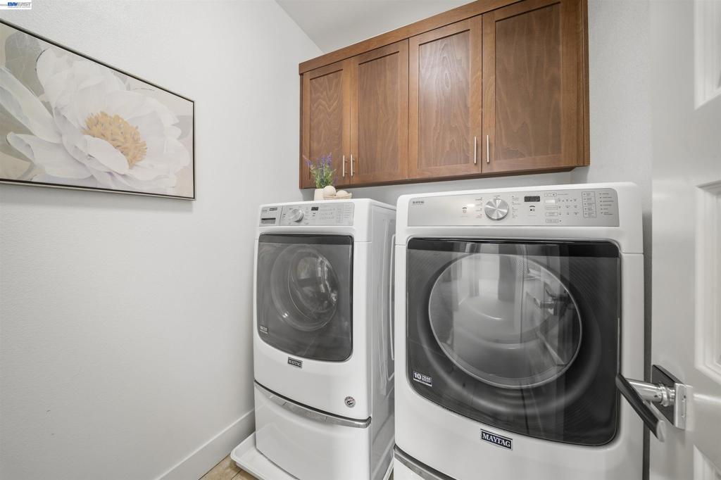 479 Diller St Property Photo 30