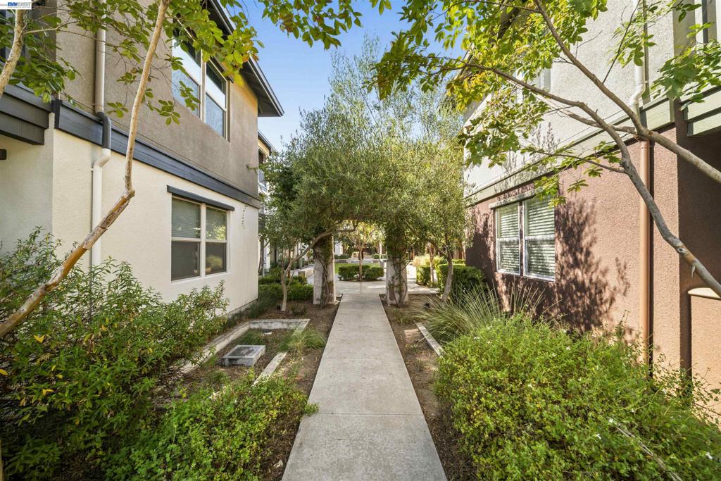479 Diller St Property Photo 36