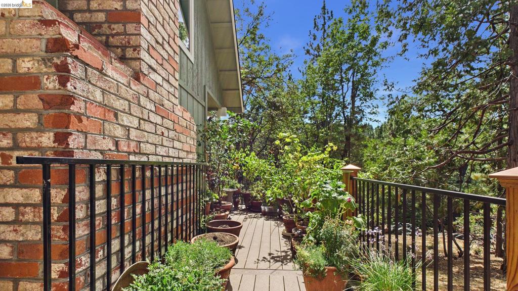 17093 Palomino Ln Property Photo 35