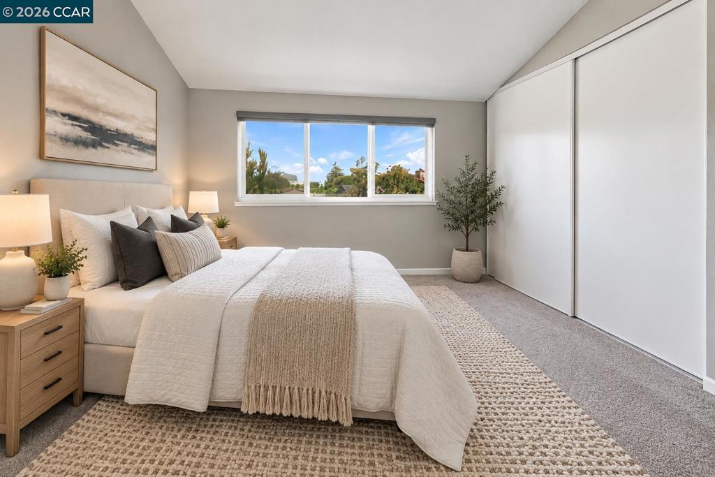 1880 Premier Pl. Property Photo 12