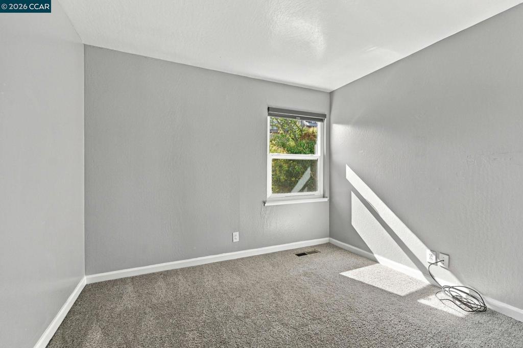 1880 Premier Pl. Property Photo 17