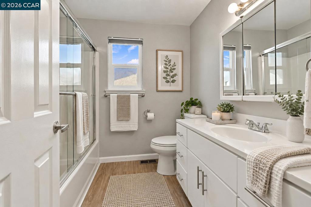 1880 Premier Pl. Property Photo 20