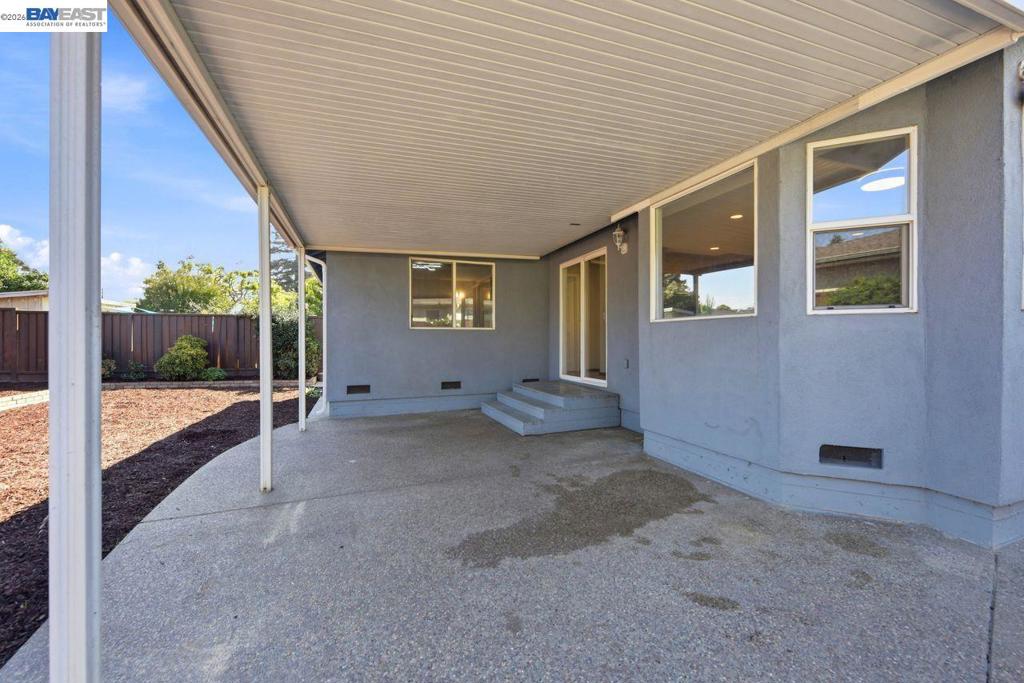 37064 Elm St Property Photo 33