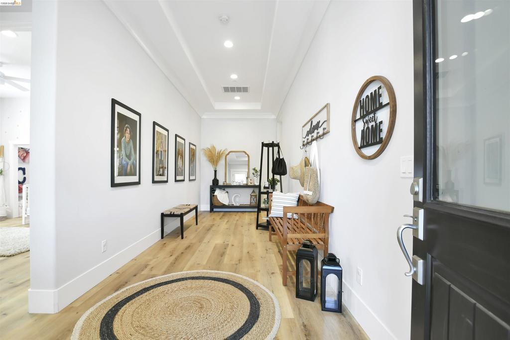 41148468 Property Photo 4