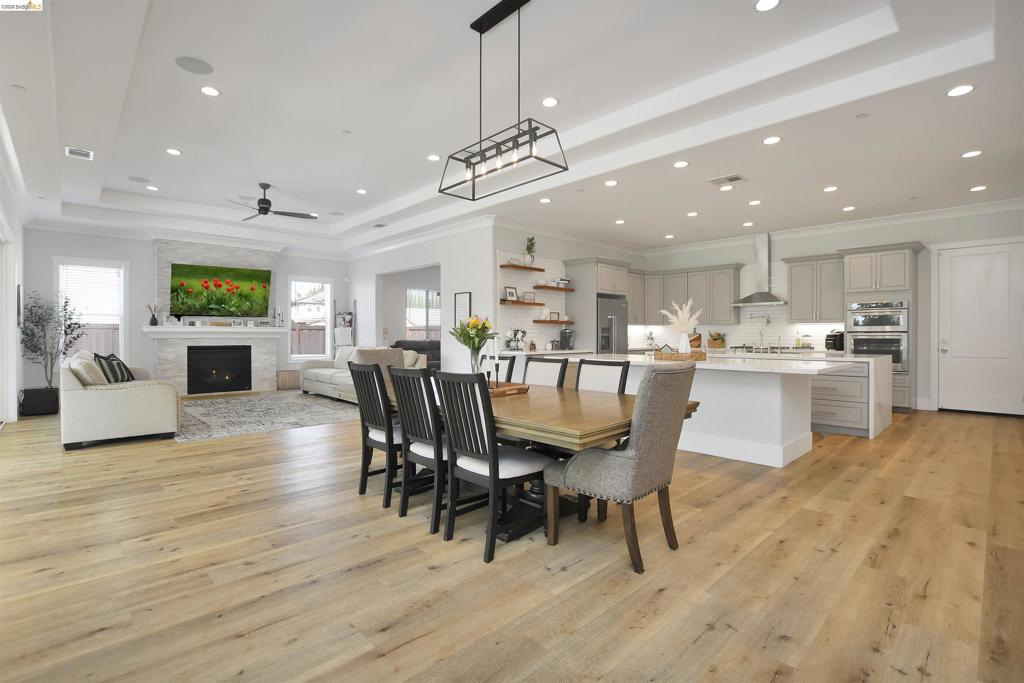 41148468 Property Photo 5