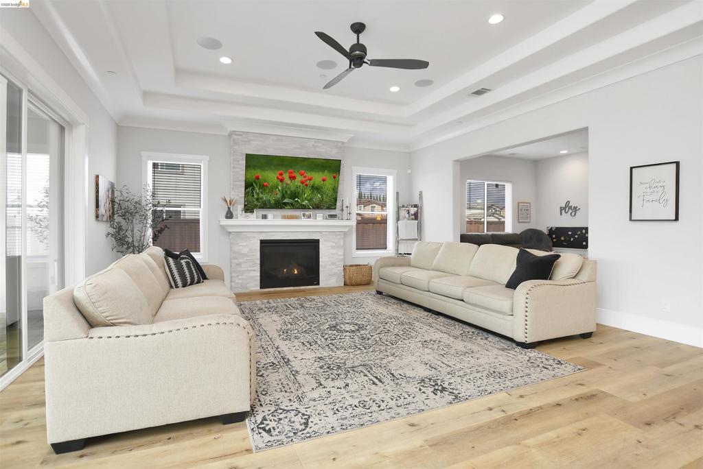 41148468 Property Photo 6