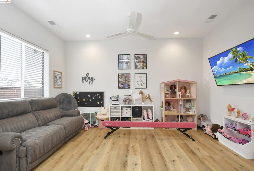 41148468 Property Photo 7