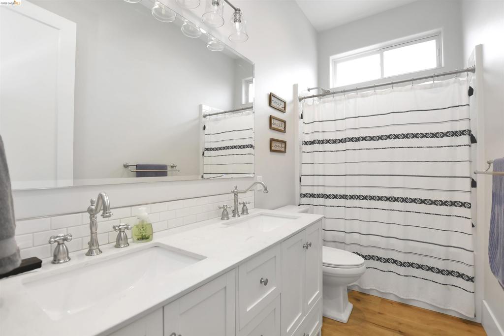 41148468 Property Photo 24