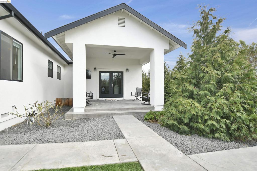 41148468 Property Photo 39
