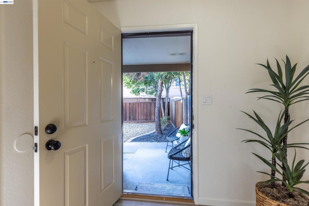 5416 Moonflower Way Property Photo 6