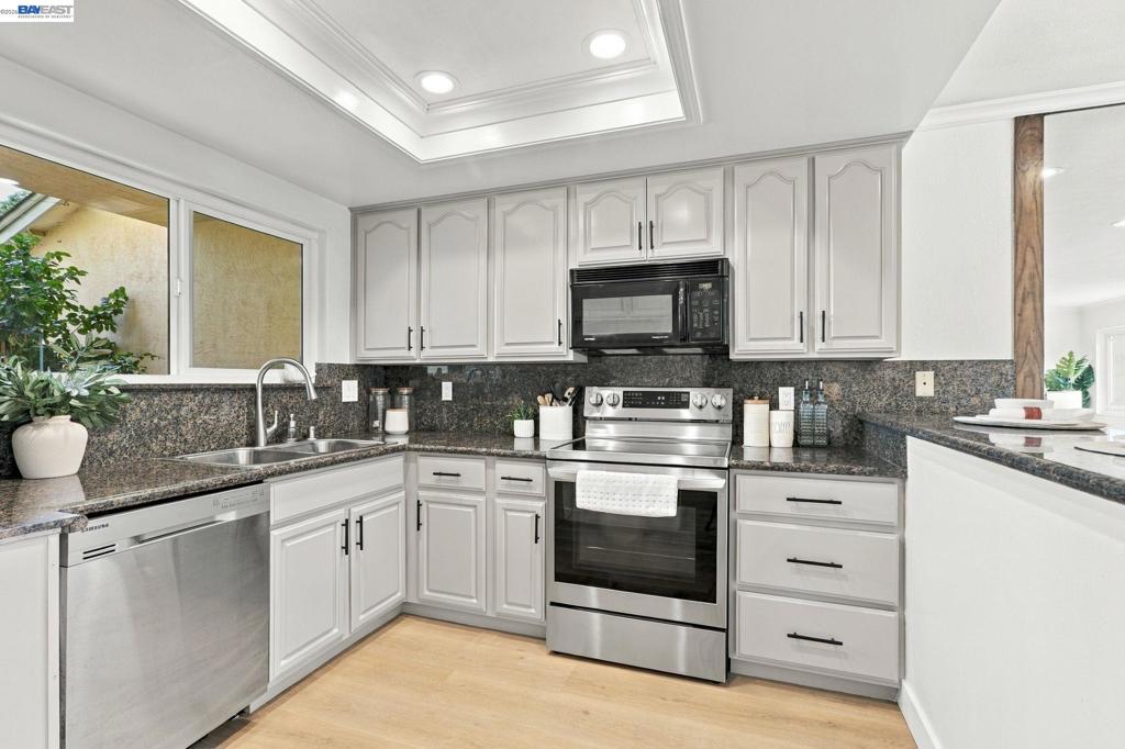 43119 Washington Cmn Property Photo 6