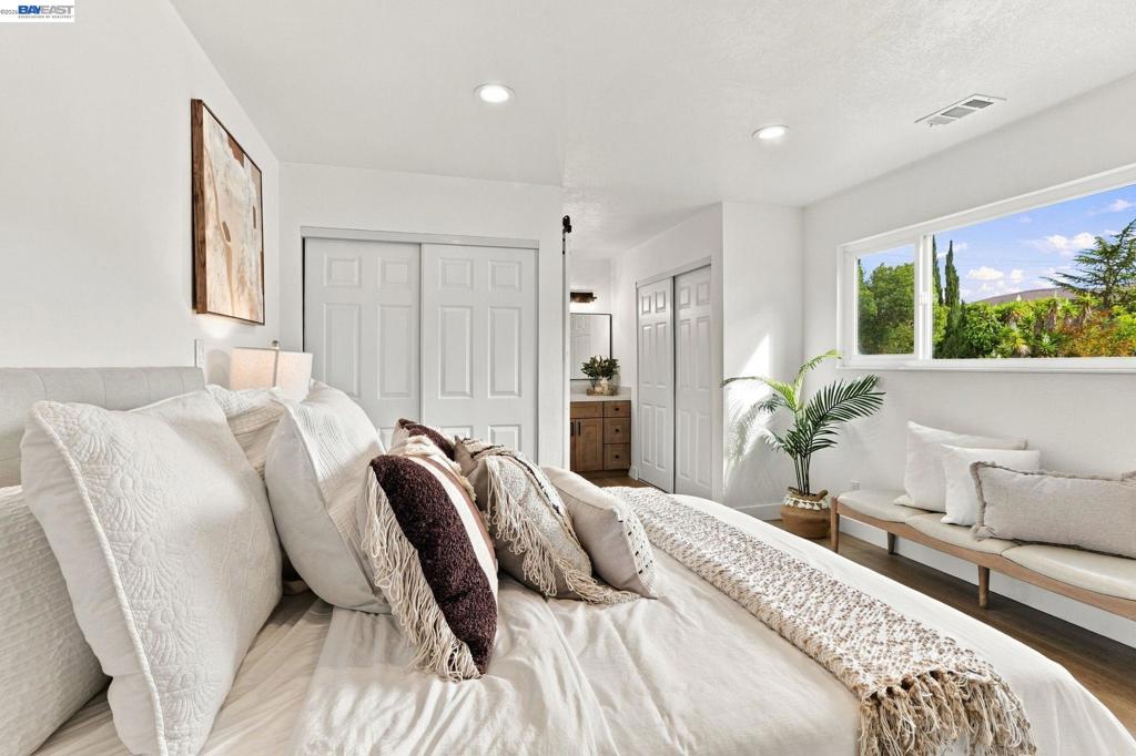 43119 Washington Cmn Property Photo 14
