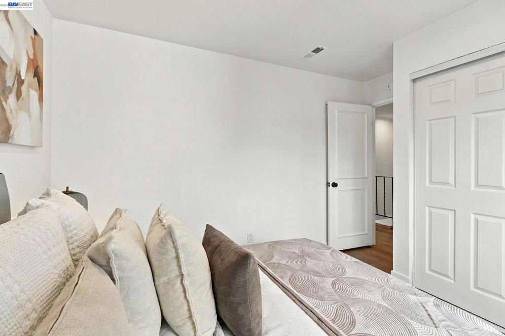 43119 Washington Cmn Property Photo 17