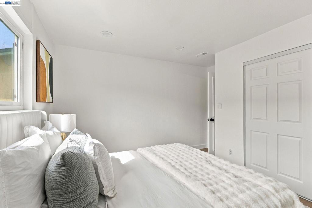 43119 Washington Cmn Property Photo 19