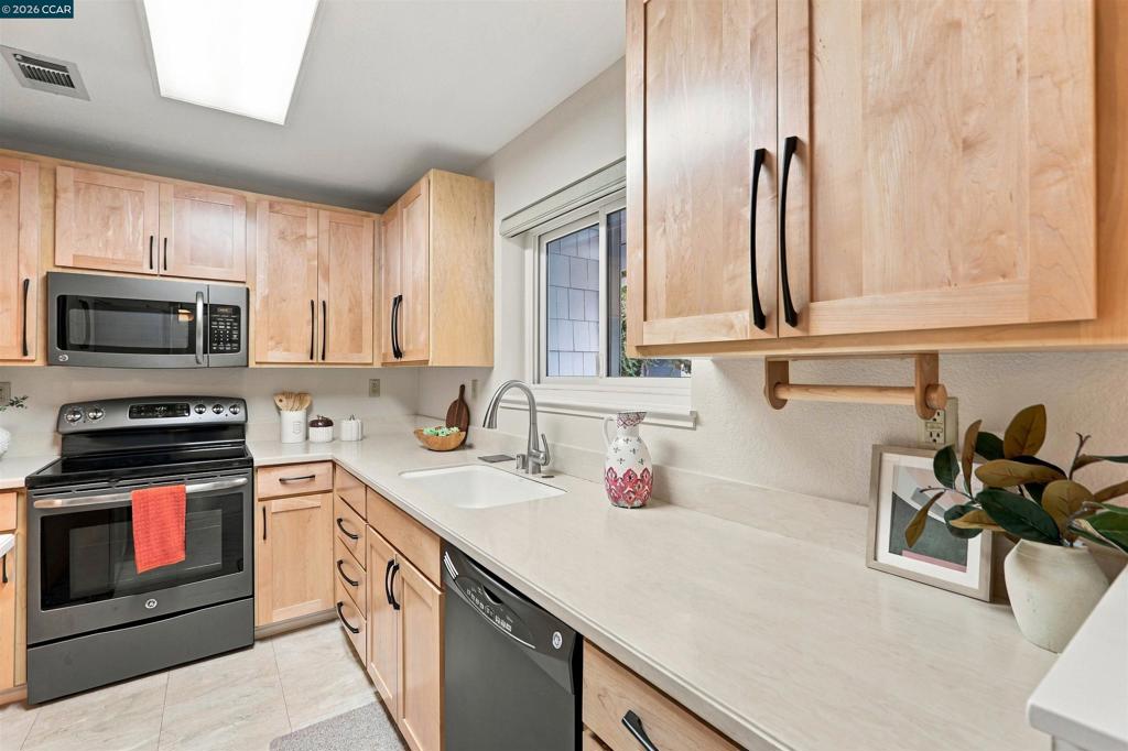 1298 Walden 200 Property Photo 8