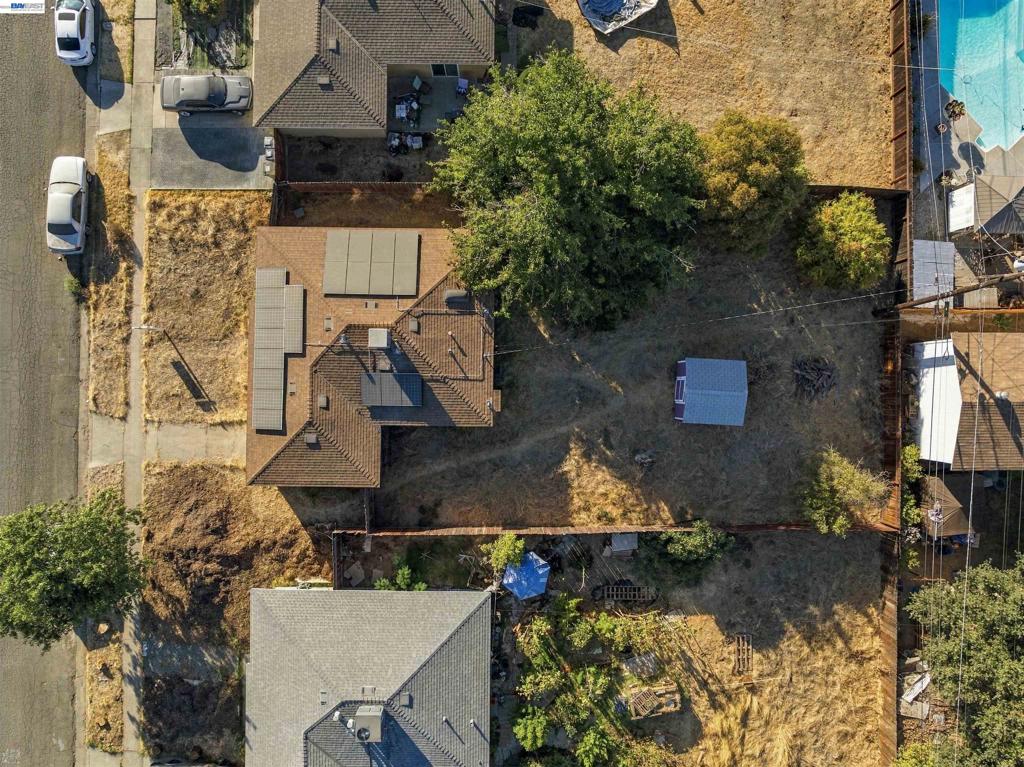 1223 W Santa Fe Ave Property Photo 9