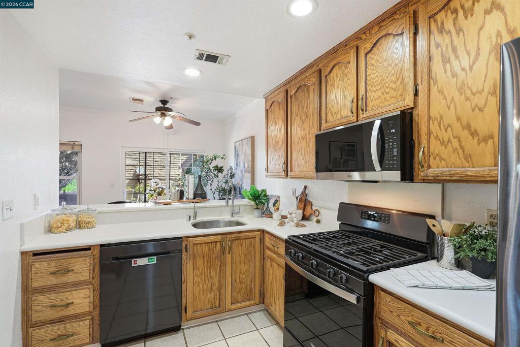 142 Harris Cir Property Photo 10