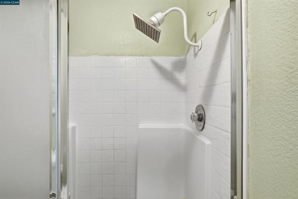 142 Harris Cir Property Photo 23