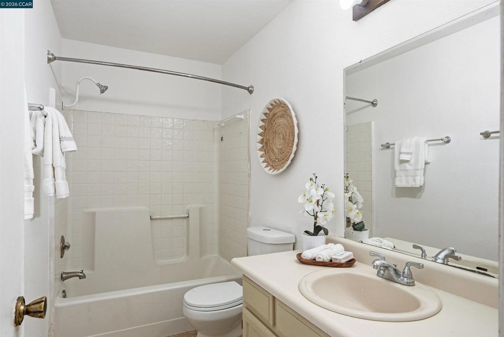 142 Harris Cir Property Photo 28