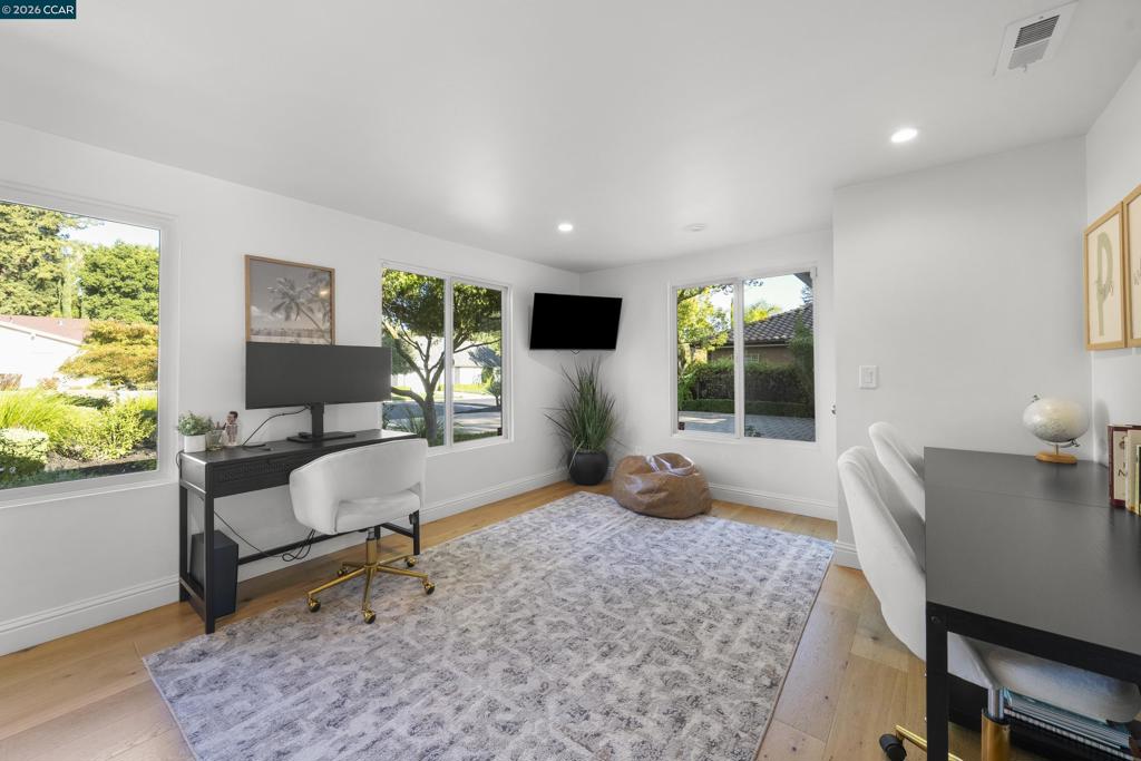 3144 Roundhill Rd Property Photo 24