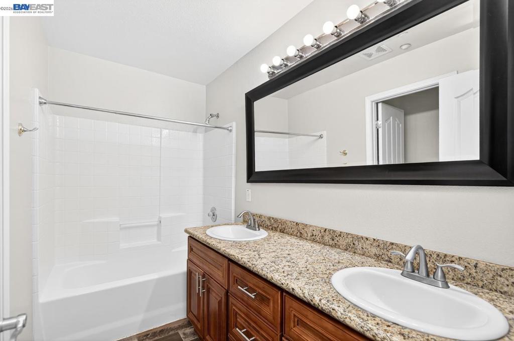 6849 Tiffany Common Property Photo 30