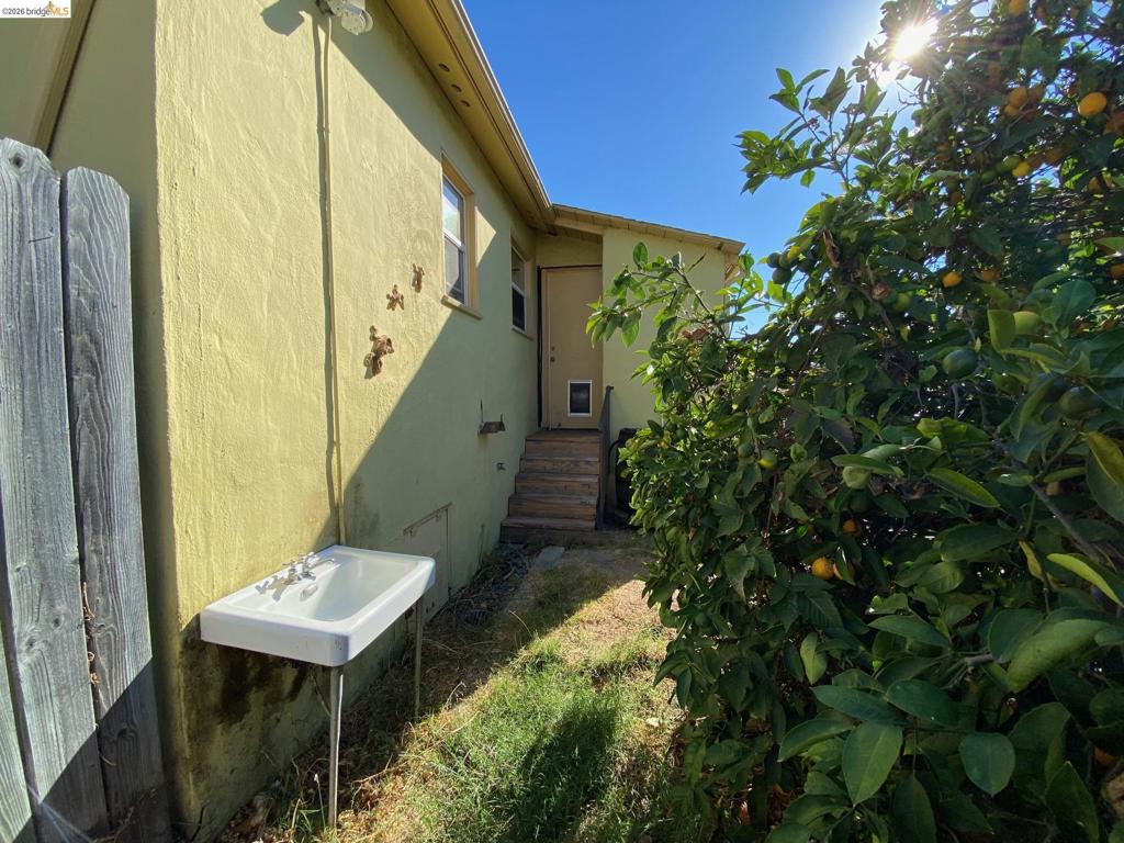2814 Roosevelt Ave Property Photo 24