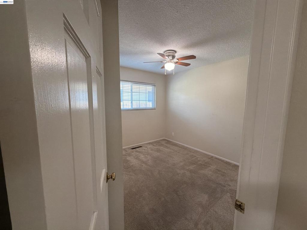 312 Robert Way Property Photo 9